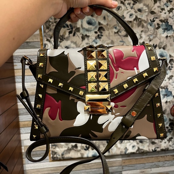 Michael Kors Handbags - Michael Kors